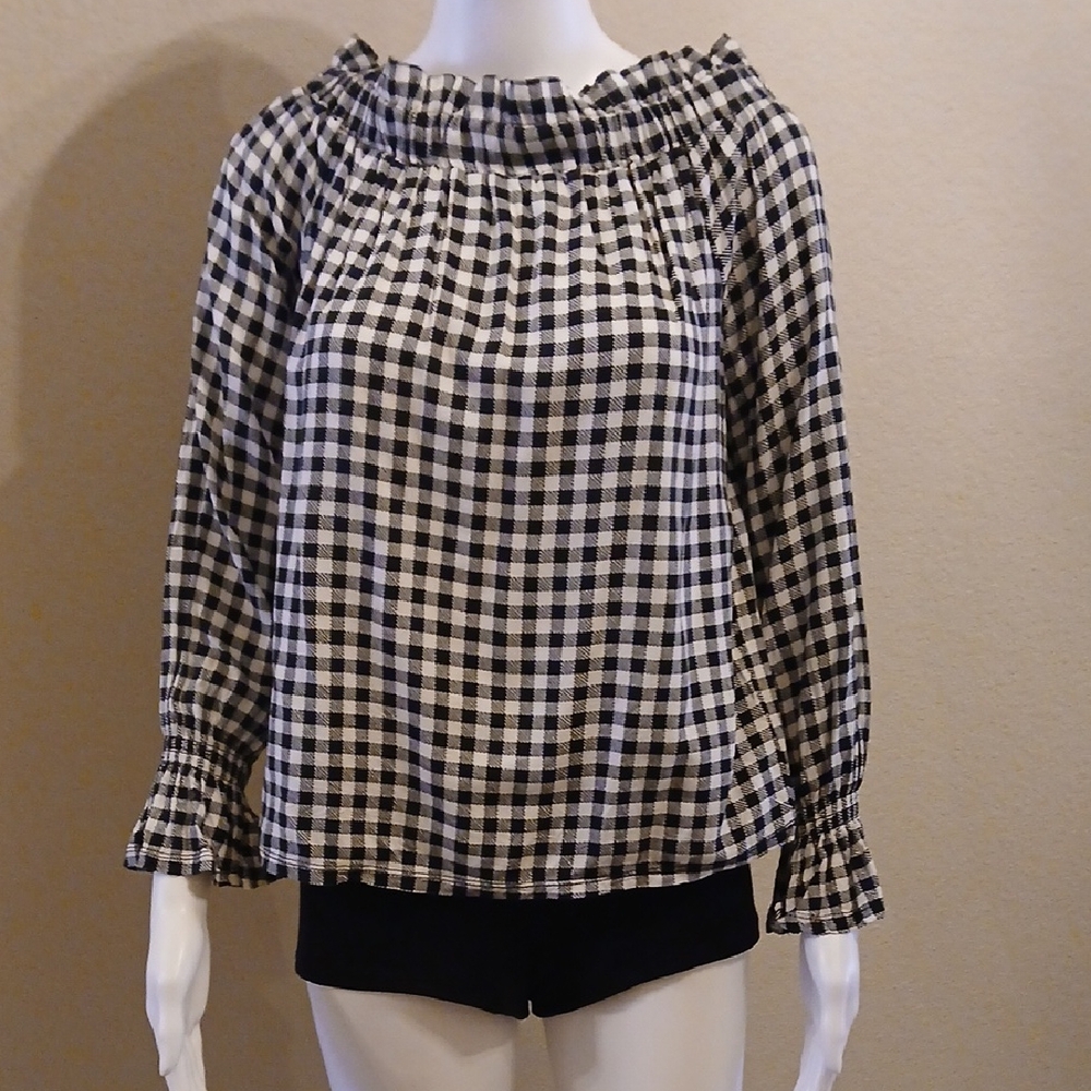 Elegant Black and White Checkered Women's Blouse